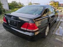 2005 Toyota Crown