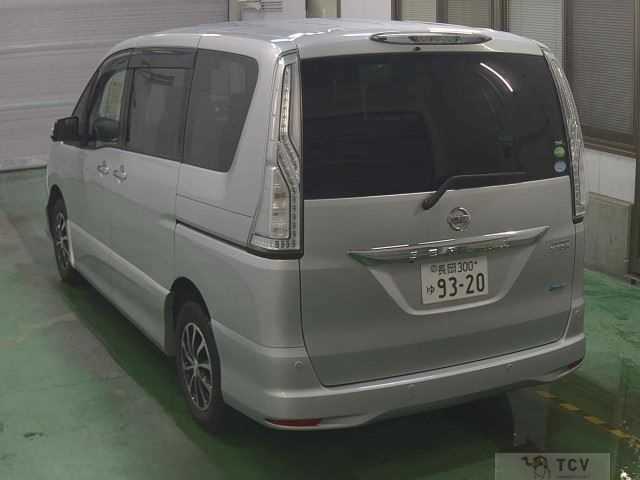 2015 Nissan Serena