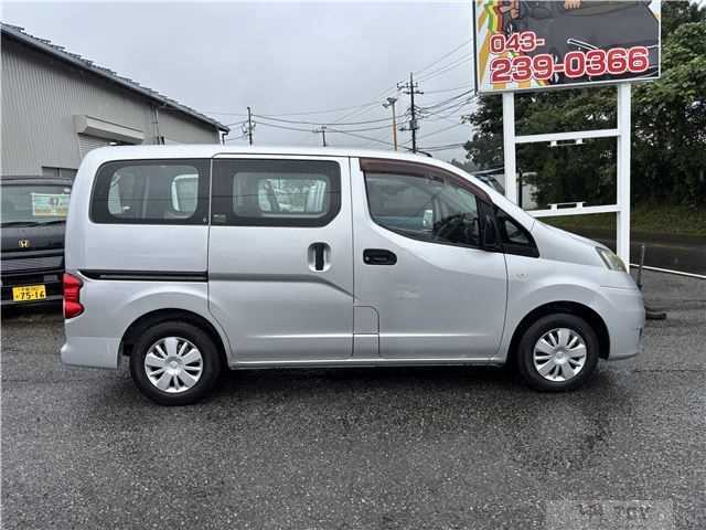 2009 Nissan NV200 VANETTE