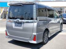 2014 Toyota Voxy