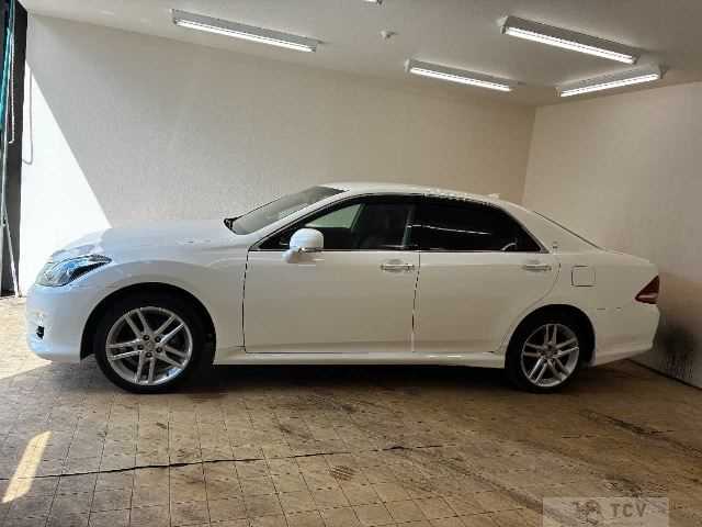 2008 Toyota Crown