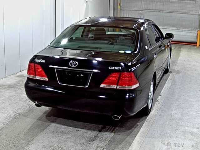 2005 Toyota Crown
