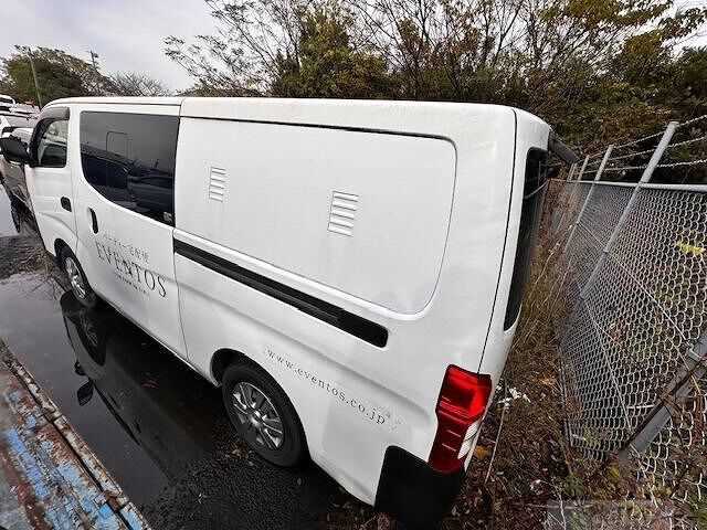 2013 Nissan NV350 Caravan
