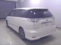 2016 Toyota Estima