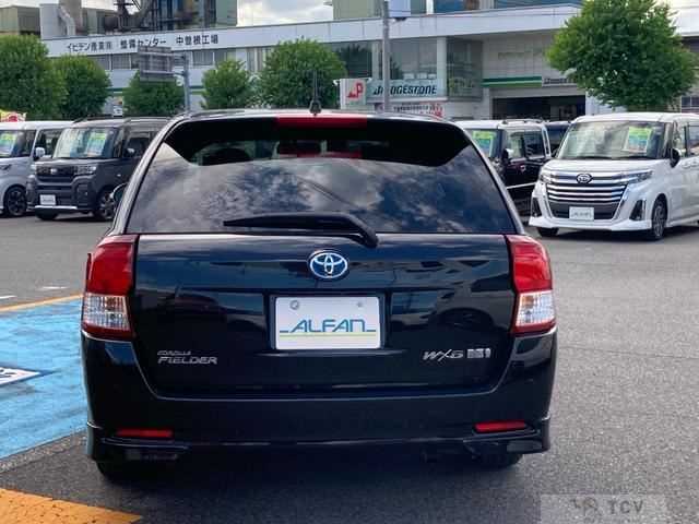 2014 Toyota Corolla Fielder