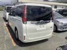 2015 Toyota Noah