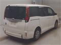 2016 Toyota Noah