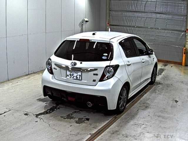 2017 Toyota Vitz