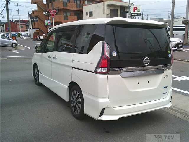 2017 Nissan Serena