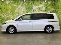 2013 Toyota Isis