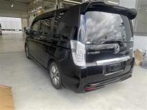 2013 Honda Step WGN