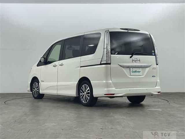 2015 Nissan Serena