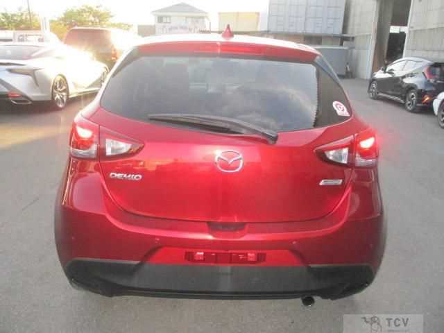 2019 Mazda Demio