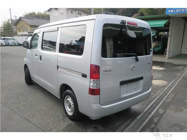 2019 Toyota Liteace Van
