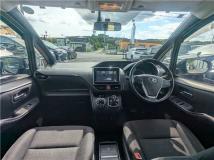2015 Toyota Voxy