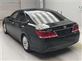 2014 Toyota Crown Hybrid