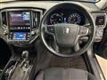 2014 Toyota Crown Hybrid