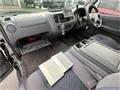 2004 Nissan Caravan