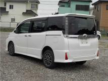 2015 Toyota Voxy