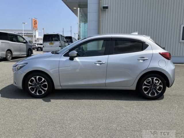 2018 Mazda Demio