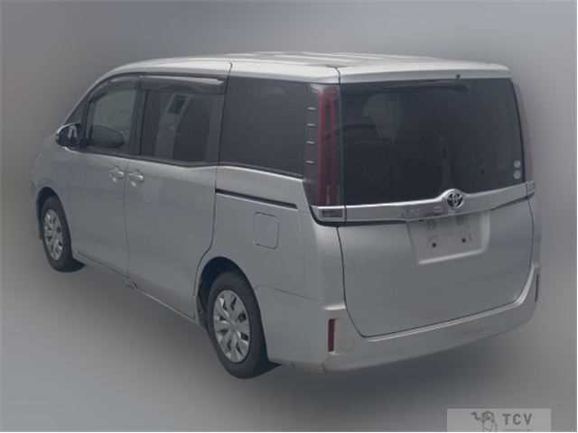 2017 Toyota Noah