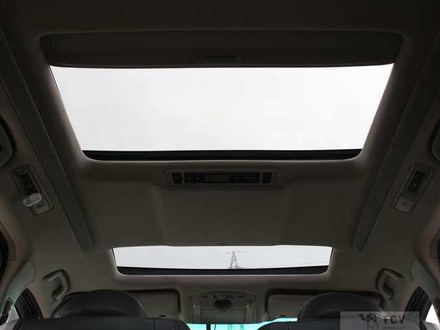 2011 Toyota Alphard