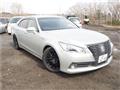 2013 Toyota Crown Hybrid