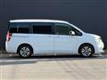 2013 Honda Step WGN