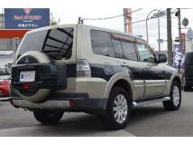 2006 Mitsubishi Pajero