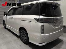2018 Nissan Elgrand