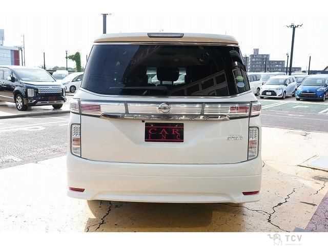 2018 Nissan Elgrand