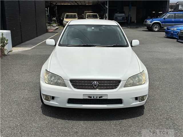 2003 Toyota Altezza