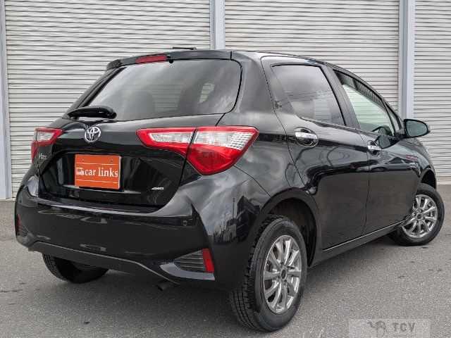 2018 Toyota Vitz