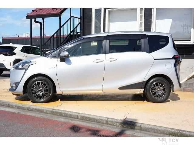 2018 Toyota Sienta