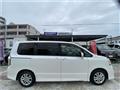 2010 Toyota Voxy