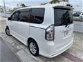 2010 Toyota Voxy