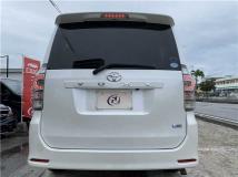 2010 Toyota Voxy