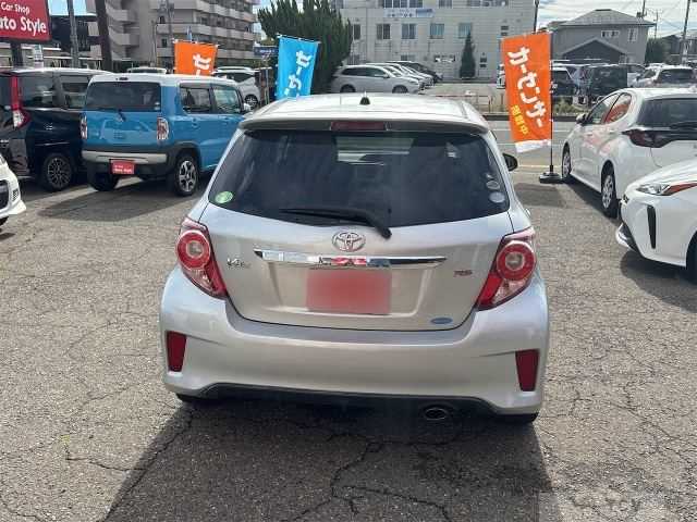 2012 Toyota Vitz