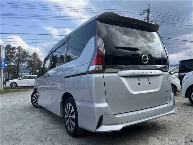2018 Nissan Serena