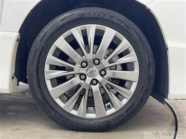 2014 Toyota Vellfire