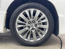 2014 Toyota Vellfire