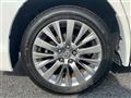2013 Toyota Alphard