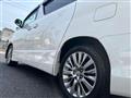 2013 Toyota Alphard