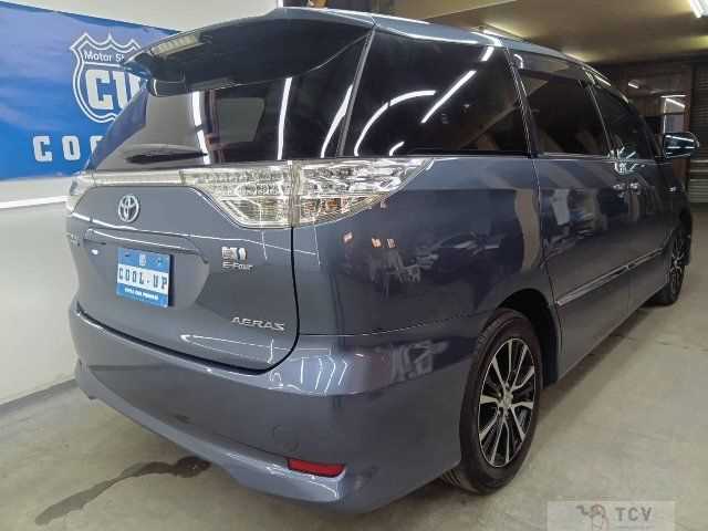 2012 Toyota Estima