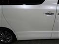 2011 Toyota Vellfire