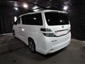 2011 Toyota Vellfire