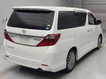 2013 Toyota Alphard