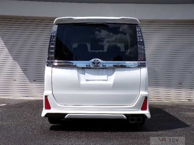 2014 Toyota Voxy