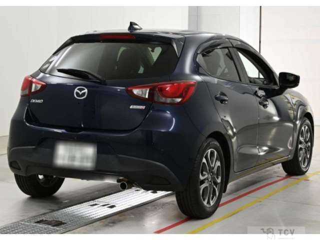 2018 Mazda Demio