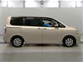 2011 Toyota Voxy
